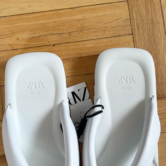 SOLD💌 - Picture 4 of 9